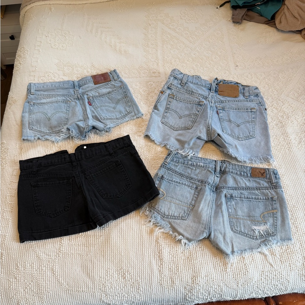 Stylish Black and Distressed Denim Shorts Set - Picture 4 of 12